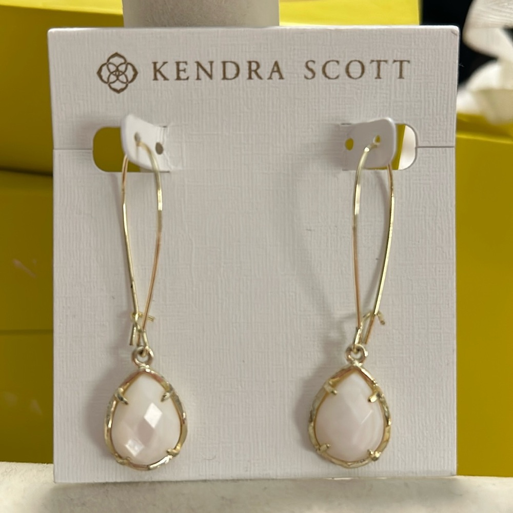 Kendra Scott Dee Drop Earrings